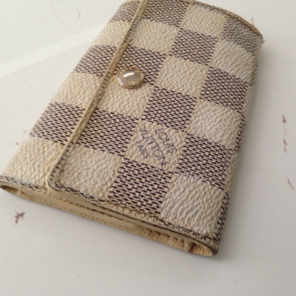 Louis Vuitton, Damier Azuzr 6-Hooks Key Case - Picture 4 of 7